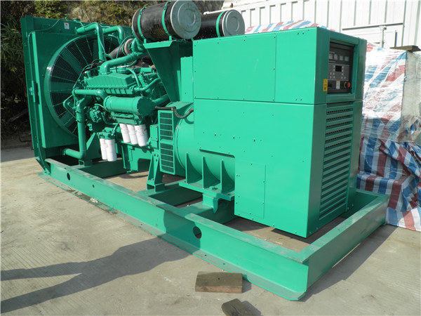 利川出租发电机 发电机组厂家：柴油发电机组的控制屏的作用是什么？