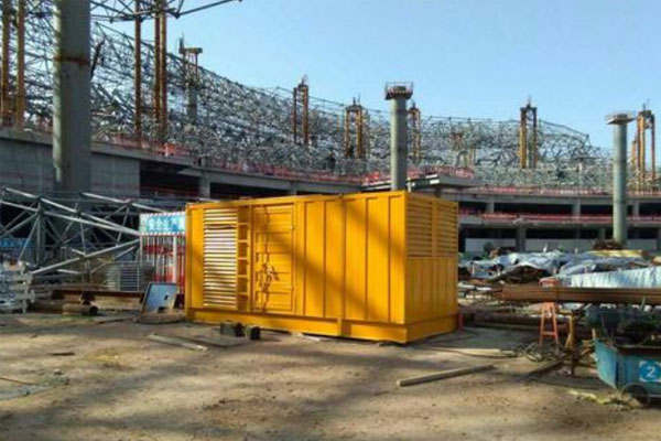 利川发电机出租如何判断空气滤清器是否需要更换？